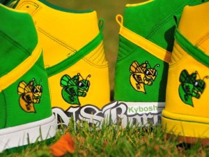sharp020-nike-custom-lucky-bee-yellow-3 sharp020-nike-custom-lucky-bee-yellow-3