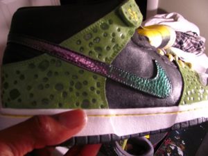 mizzee-cell-dragon-ball-z-custom-nike-dunk-3
