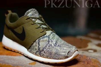 nike-roshe-run-snakeskin-pkzuniga1