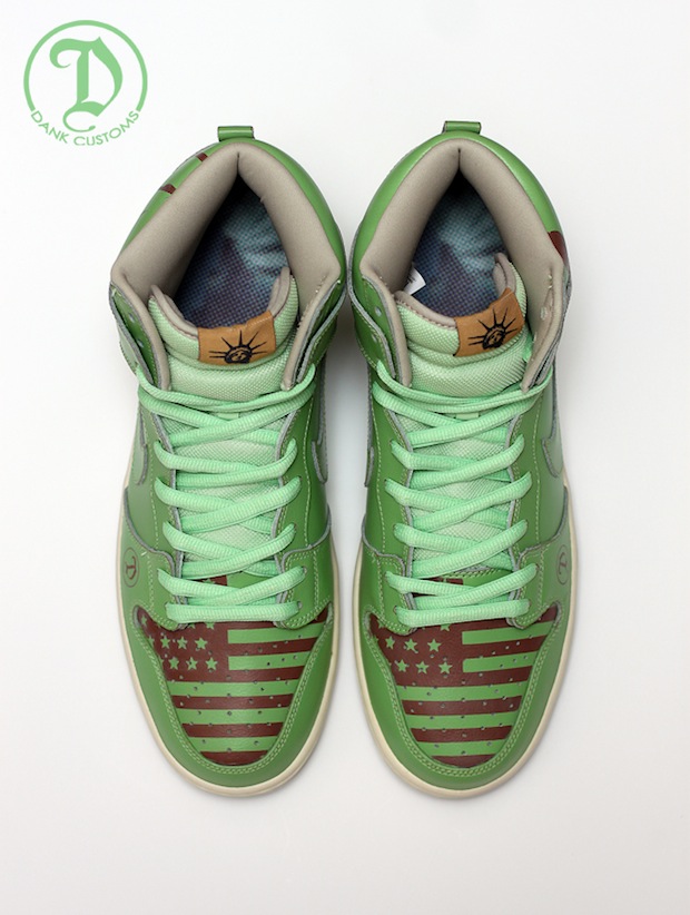 Paintless Nike Dunk SB Statue of Liberty by Dank Customs
