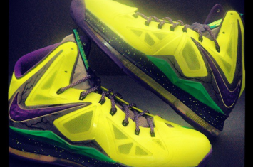 jbcustomkicks-nike-lebron-x-hulk-shoes